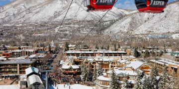 Ski resorts in Colorado: the best places for travelers