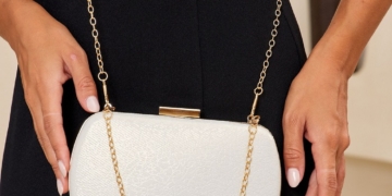 Handbags for an evening dress: what they are and how to choose