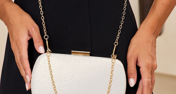 Handbags for an evening dress: what they are and how to choose